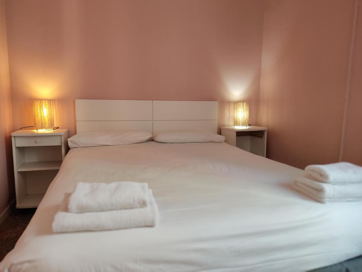 Hostal Del Palau Барселона Экстерьер фото