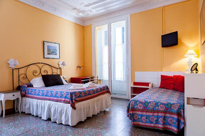 Hostal Del Palau Барселона Экстерьер фото